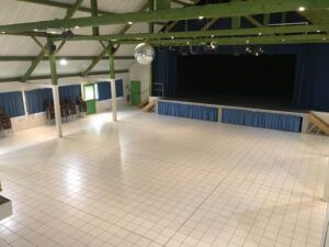 location salle - vue entrée